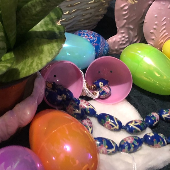 Porcelain and Gold Cloisonné Choker Necklace & Earrings Set - Picture 7 of 11